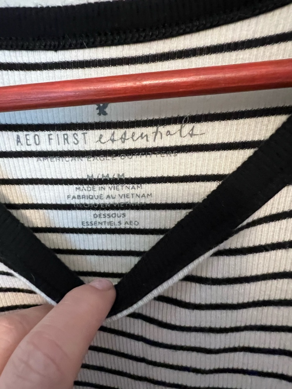 American Eagle AEO black  & White Striped Ribbed Tank Top size M - Picture 4 of 5